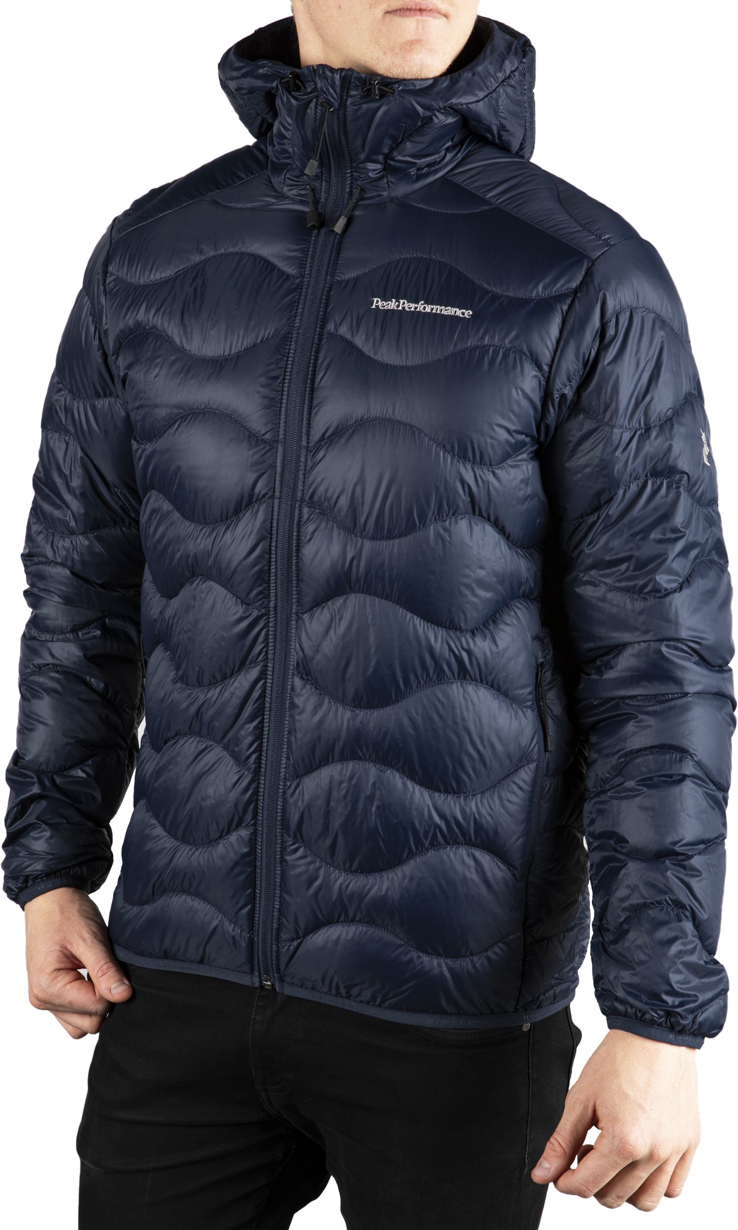 PEAK PERFORMANCE M HELIUM HOOD JACKET sivustolla stadium.fi